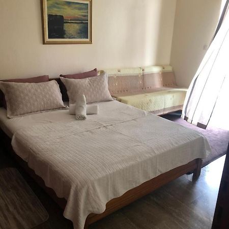 Joannas 2Brooms Sea Apartment Peraía Dış mekan fotoğraf
