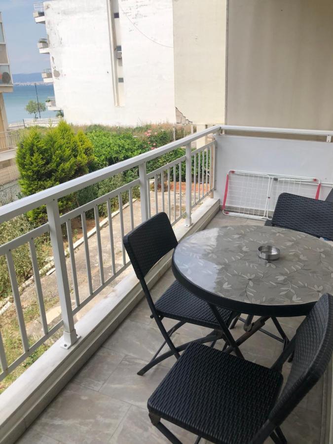 Joannas 2Brooms Sea Apartment Peraía Dış mekan fotoğraf