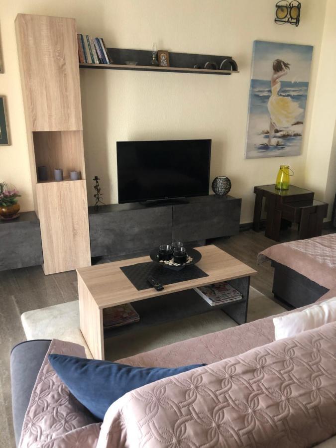 Joannas 2Brooms Sea Apartment Peraía Dış mekan fotoğraf